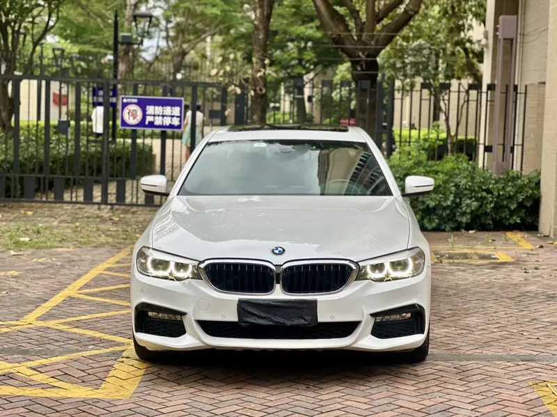 BMW 5 Series — фото 2