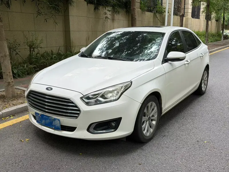 Ford 1.5 L AT