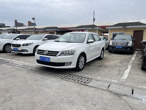 Volkswagen Lavida 2013 1.6L AT Luxury