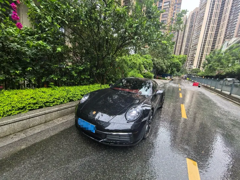 Porsche 911