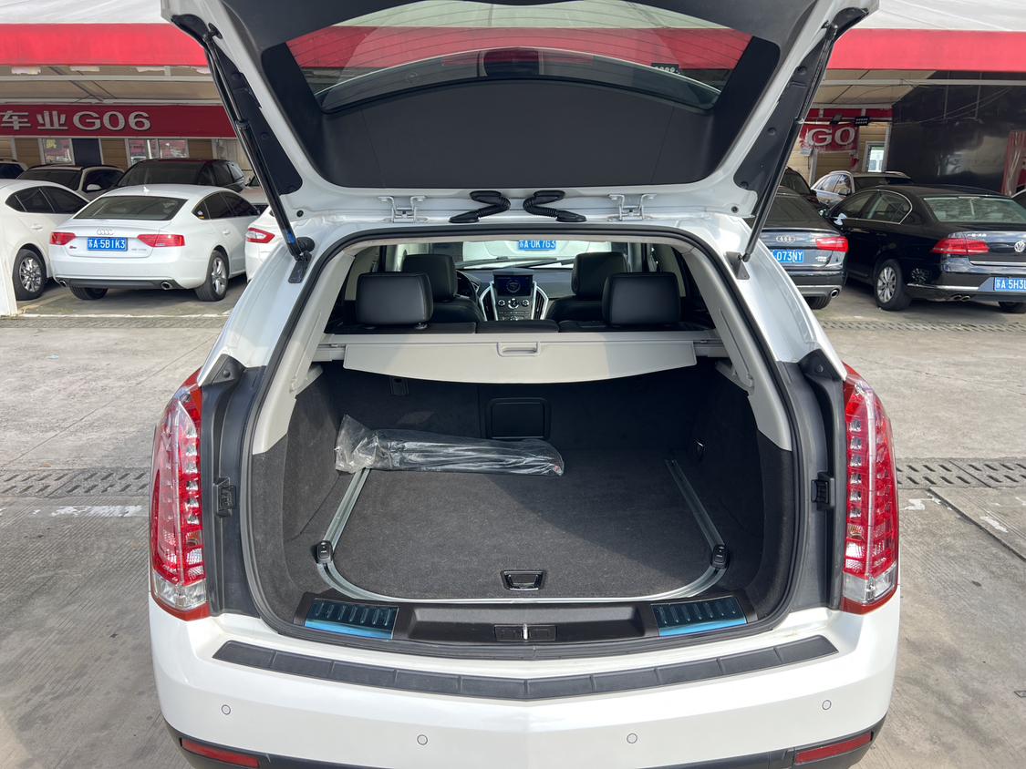Cadillac SRX — фотографии объявления, Фото 24