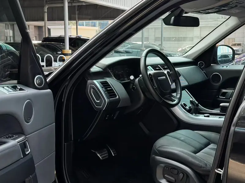 Land Rover Range Rover 3.0 V 6 SC HSE DYNAMIC — фото 9