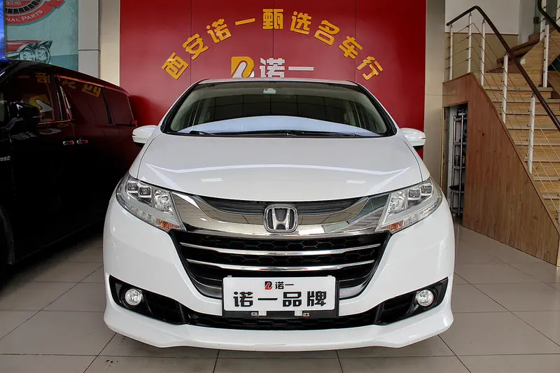 Honda Odyssey 2.4 L — фото 2