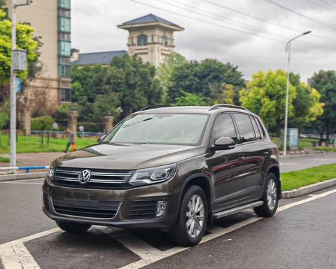 Volkswagen Tiguan 2015 1.8TSI AT Comfort