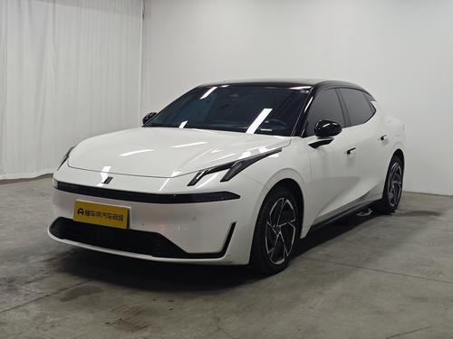 Lynk & Co 07 EM-P