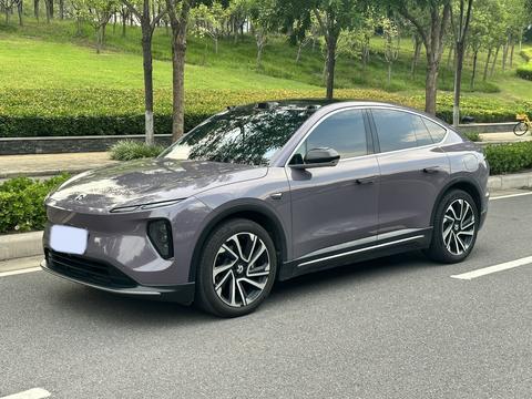 Nio EC6