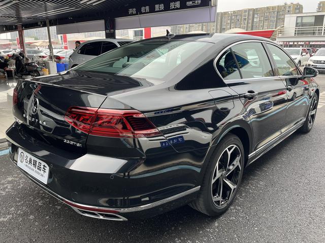 Volkswagen Magotan id 4387423 из Китая 17