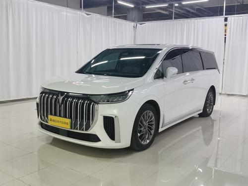 VOYAH Dreamer PHEV