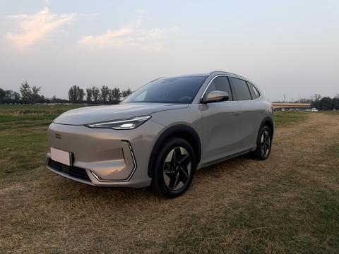 Geely Galaxy E5