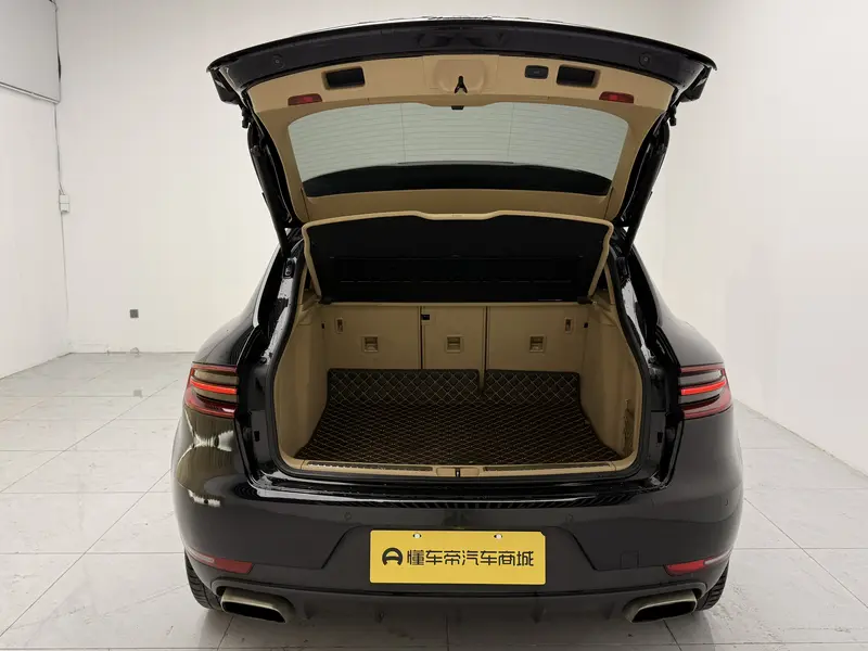 Porsche Macan 2.0 T — фото 20