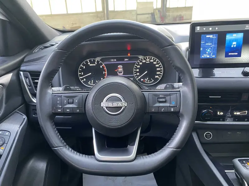 Nissan Qashqai — фото 11