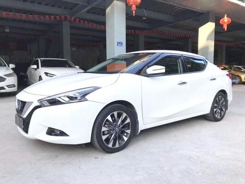 Nissan Lannia