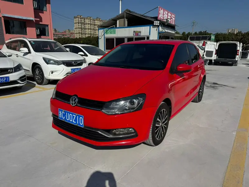 Volkswagen Polo 1.6 L AT Comfort