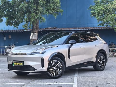 Lynk & Co 08 EM-P