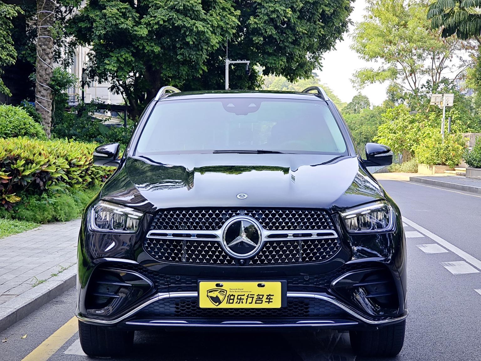 Mercedes-Benz GLE (импорт): фотография 2 из 34