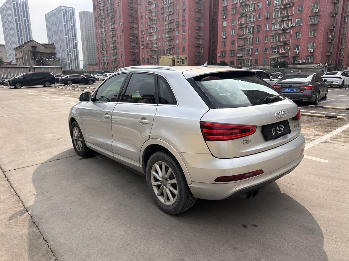 Audi Q3 — фотографии объявления, Фото 10