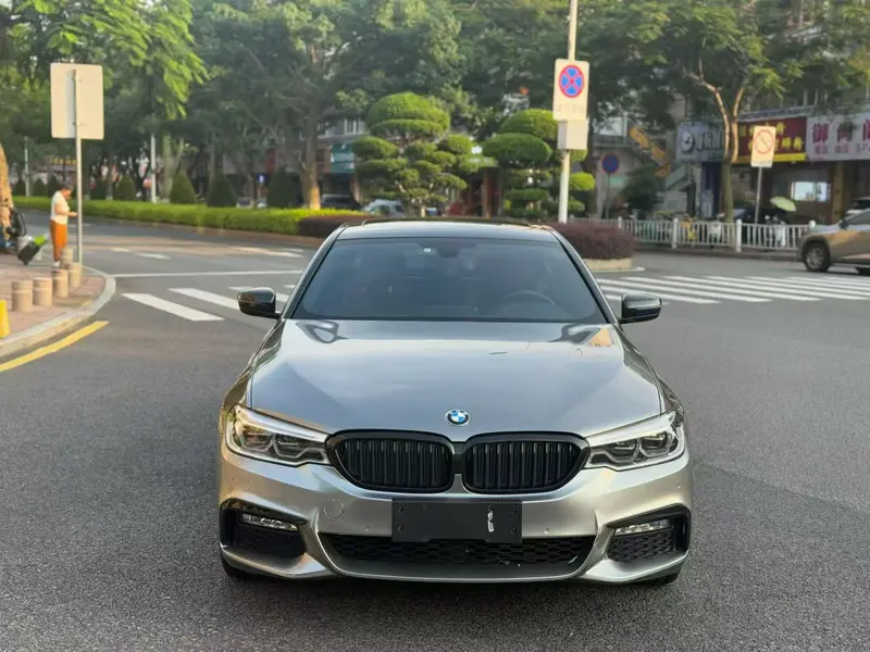 BMW 5 Series — фото 2