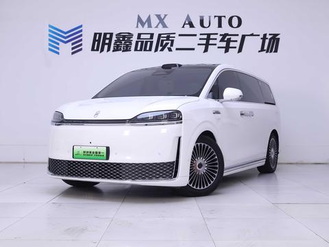Luxeed V9