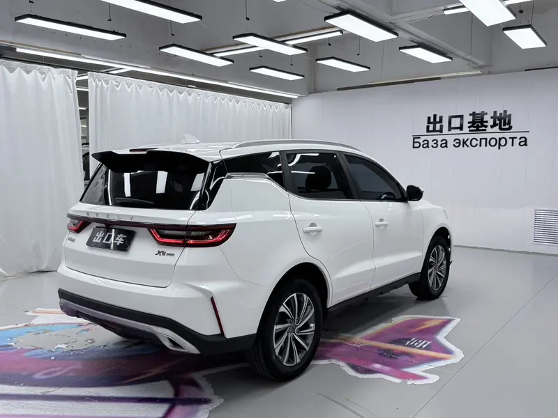Geely Vision X6 — фото 6