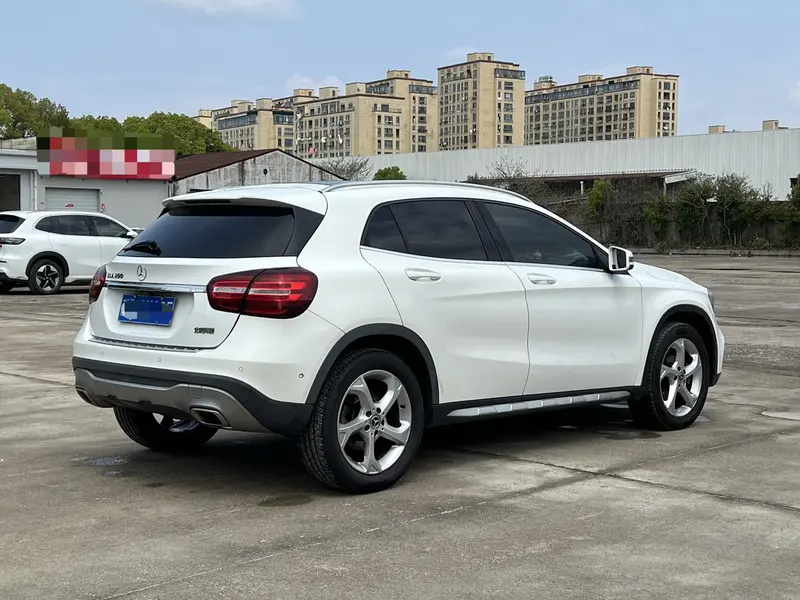 Mercedes-Benz GLA — фото 5