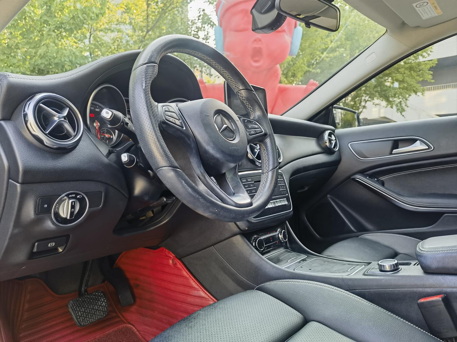 Mercedes-Benz GLA 2017 GLA 200 Fashion