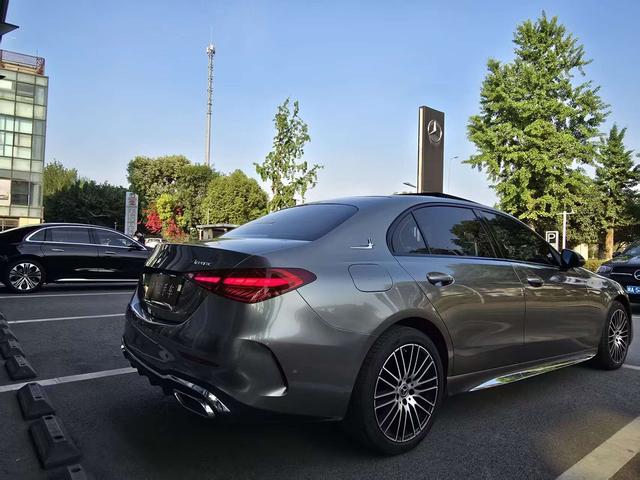 Mercedes-Benz Class C id 4387624 из Китая 19