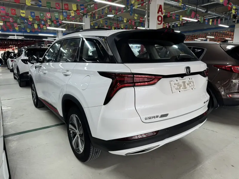 Changan CS75 Plus — фото 4