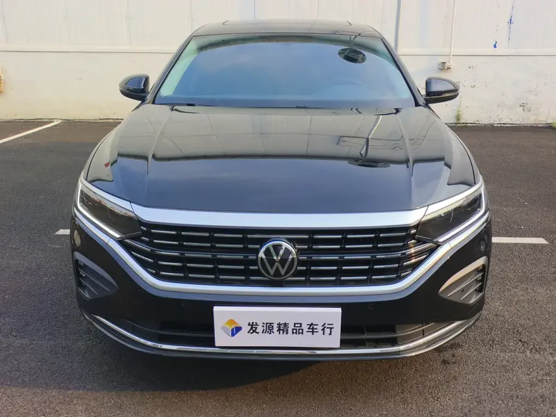 Volkswagen Passat — фото 2