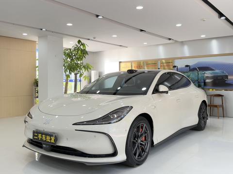 IM Motors L6