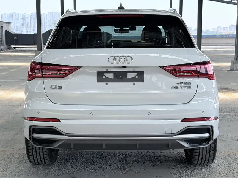 Audi Q3 — фото 5