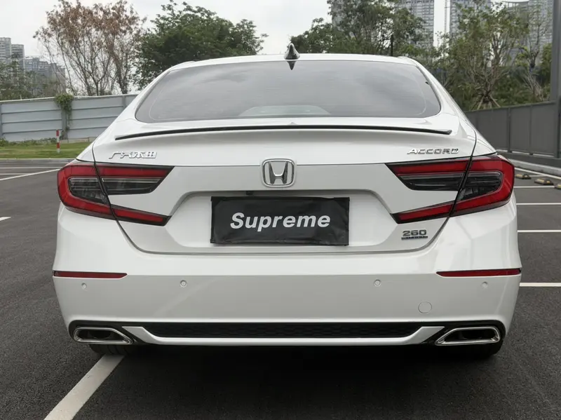 Honda Accord — фото 6