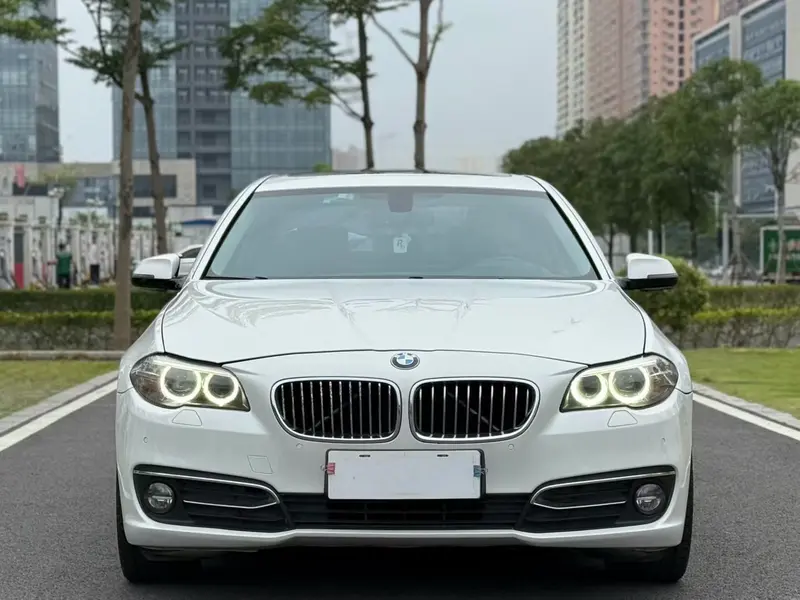 BMW 5 Series — фото 2