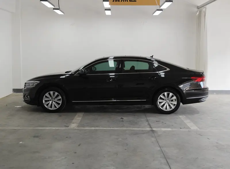 Volkswagen Passat — фото 4