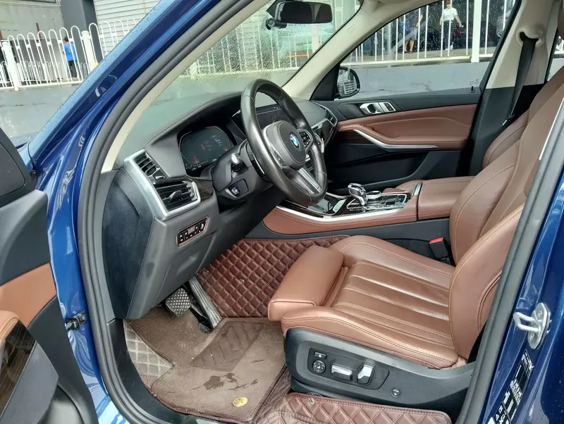 BMW X5 xDrive30i M спортпакет — фото 11