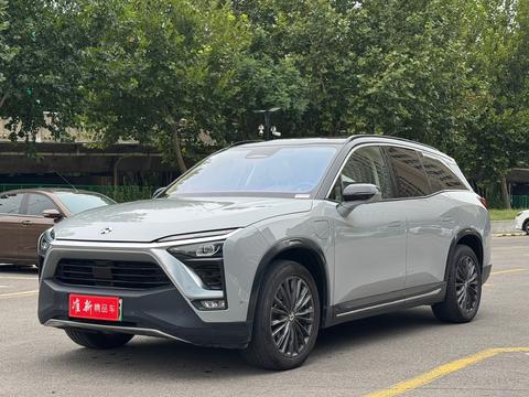 Nio ES8