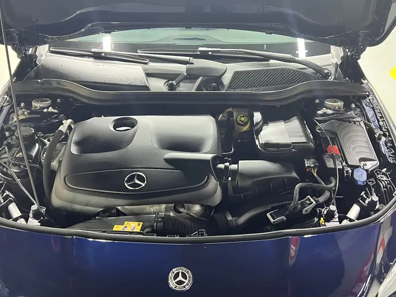 Mercedes-Benz CLA — фото 11
