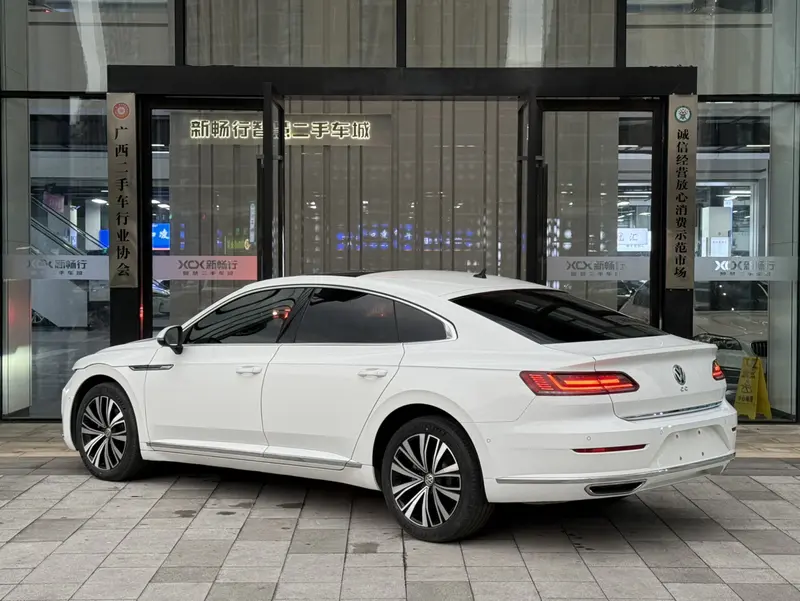 Volkswagen CC — фото 4