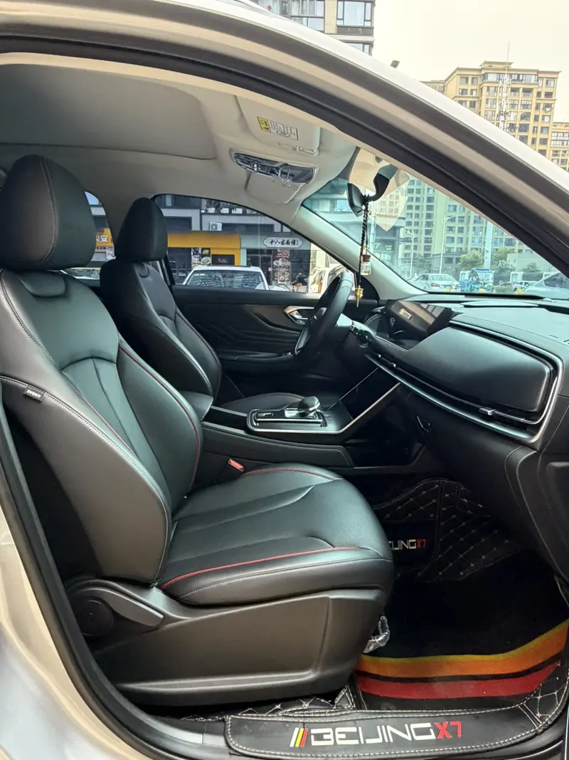 BAIC X7 — фото 9