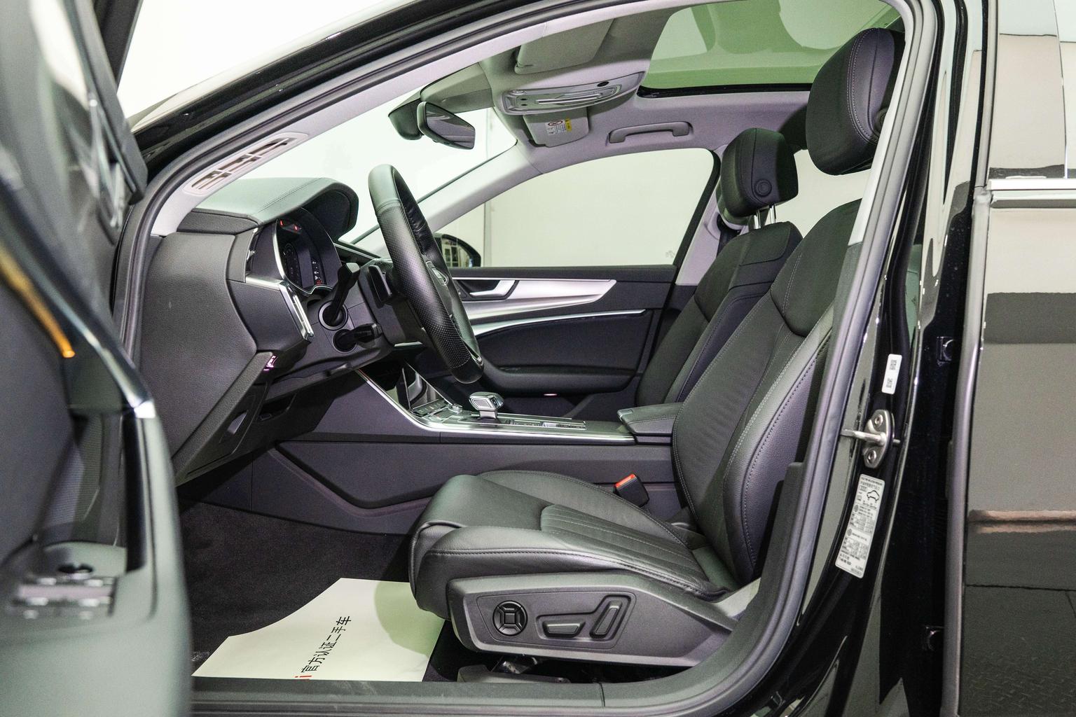 Audi A6L: фотография 10 из 24
