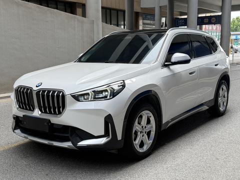 BMW X1 2023 Пакет дизайна sDrive20Li X