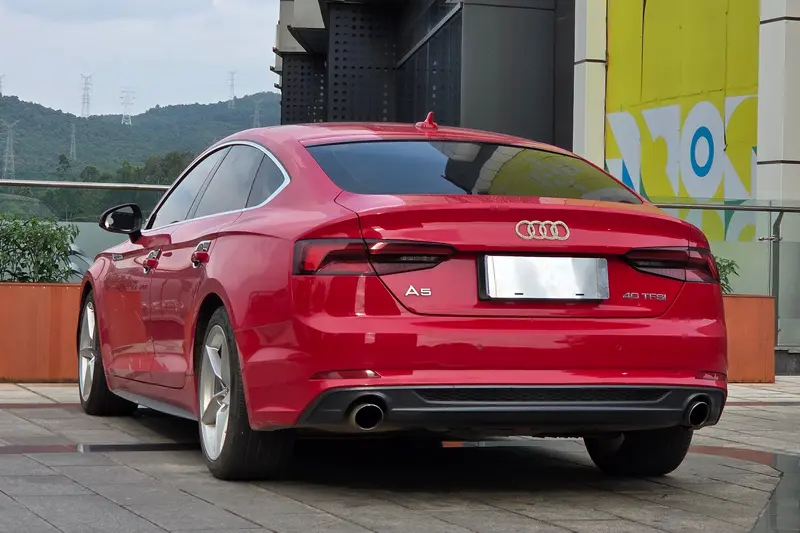 Audi A5 Sportback 40 TFSI стиль V — фото 4