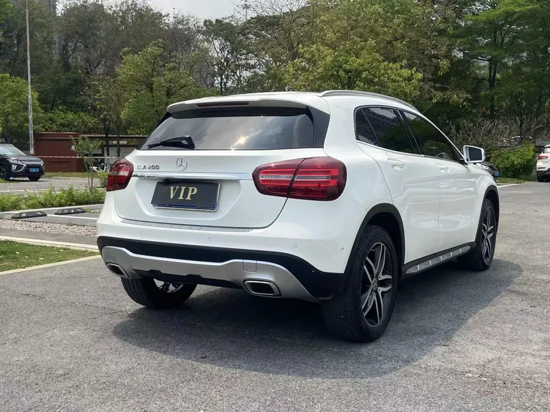 Mercedes-Benz GLA — фото 6