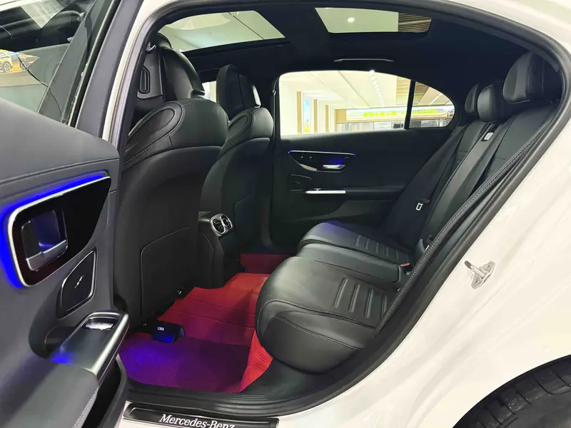 Mercedes-Benz C-Class C 350 eL — фото 10