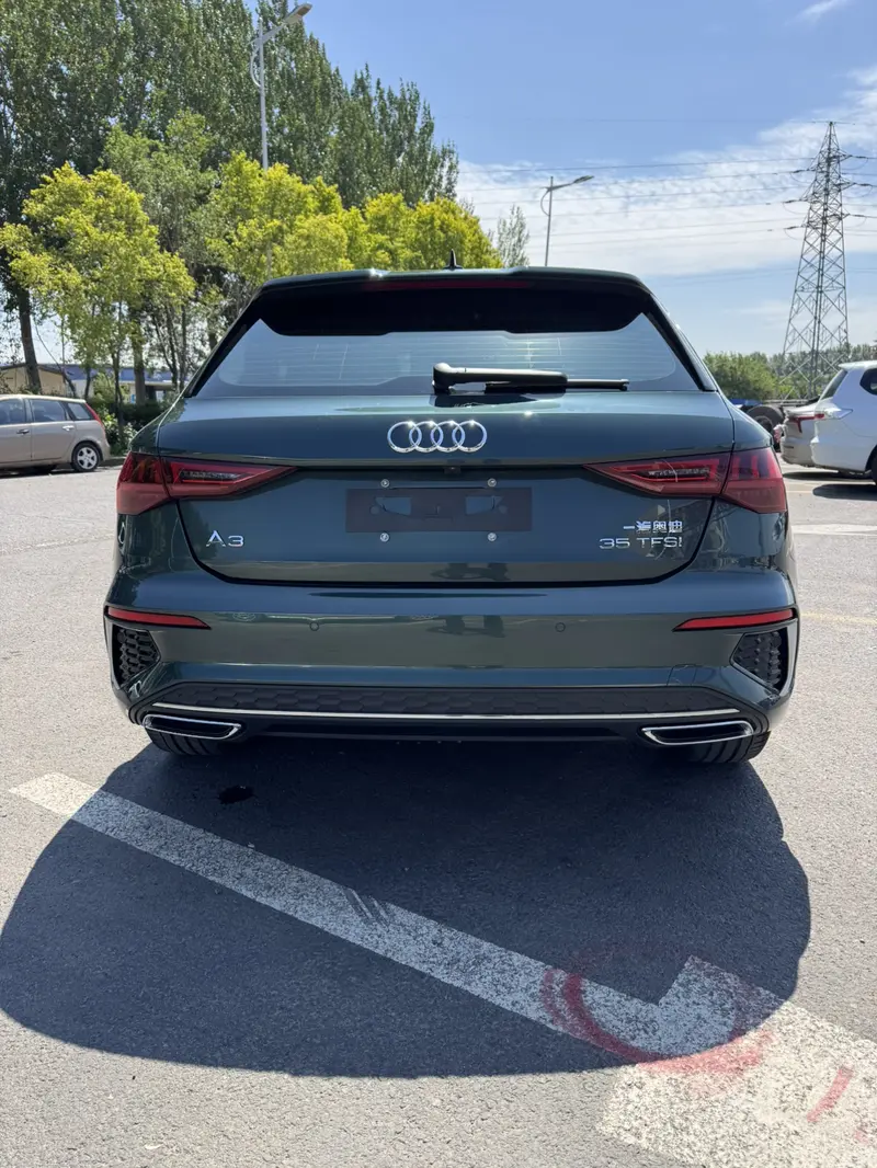 Audi A 3 Sportback 35 TFSI — фото 5