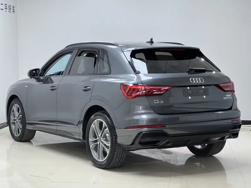 Audi Q3 — фото 4