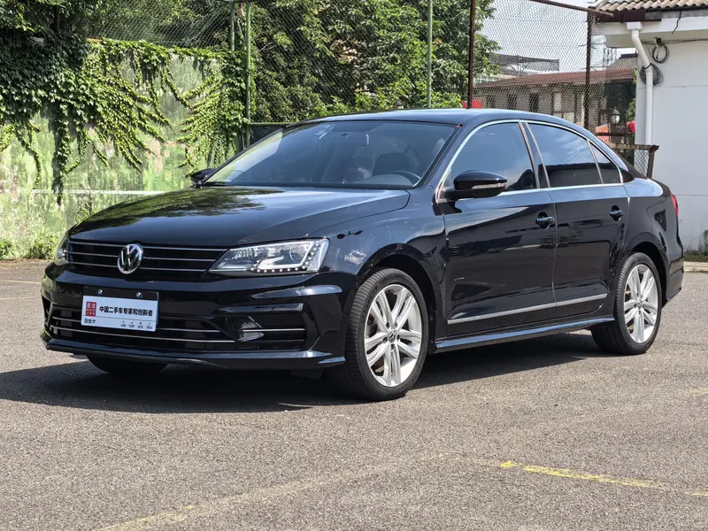 Volkswagen Sagitar 280 TSI DSG