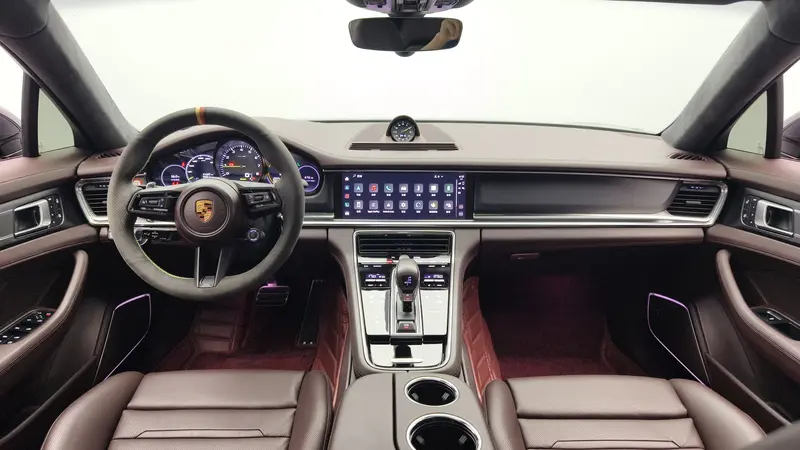 Porsche Panamera E-Hybrid — фото 10
