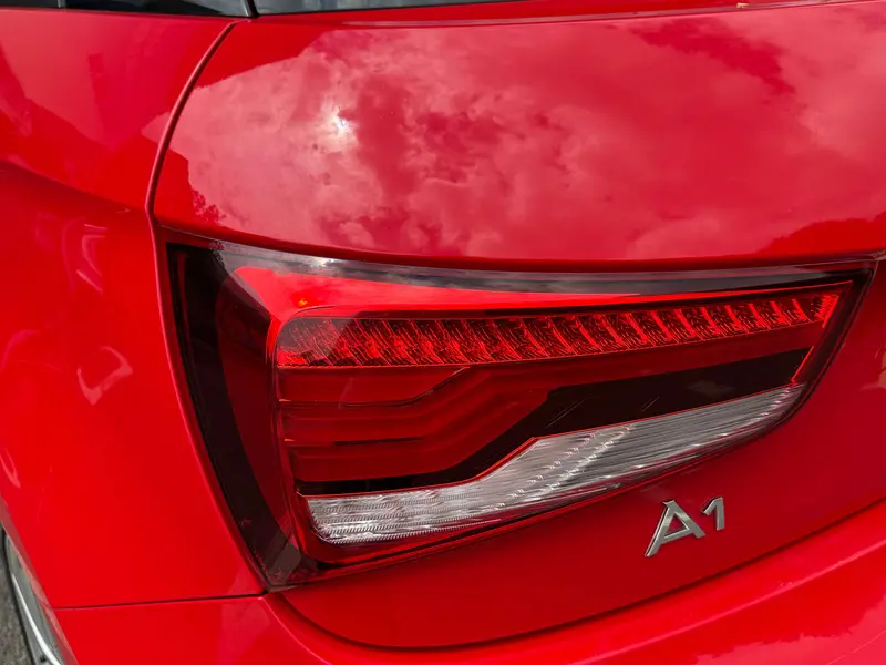 Audi A1 — фото 7