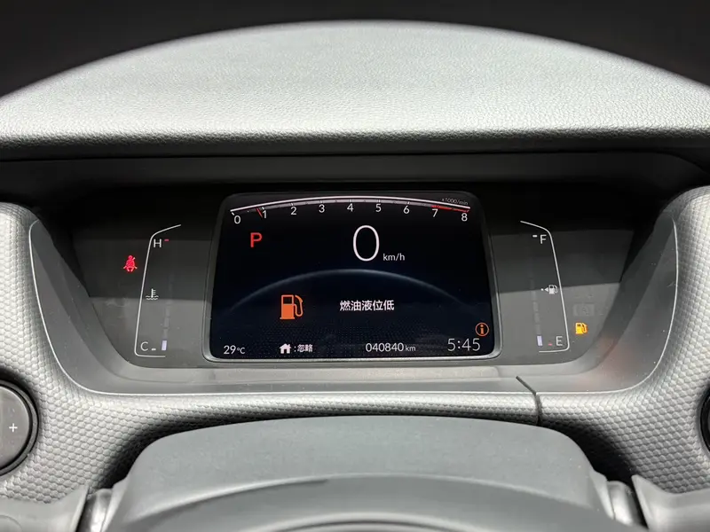 Honda Fit — фото 11