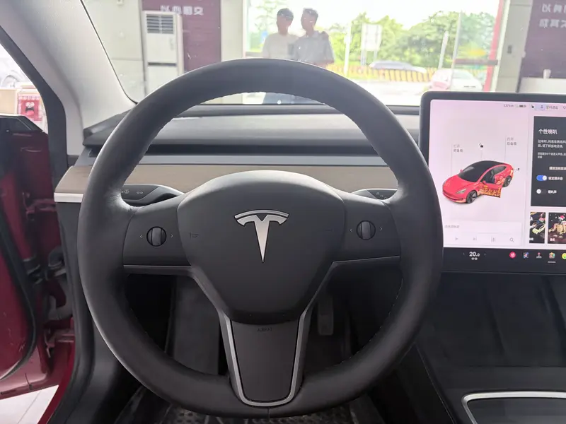 Tesla Model 3 RWD — фото 9
